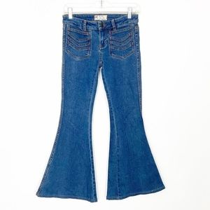Free People Bell Bottom Jeans 24 !